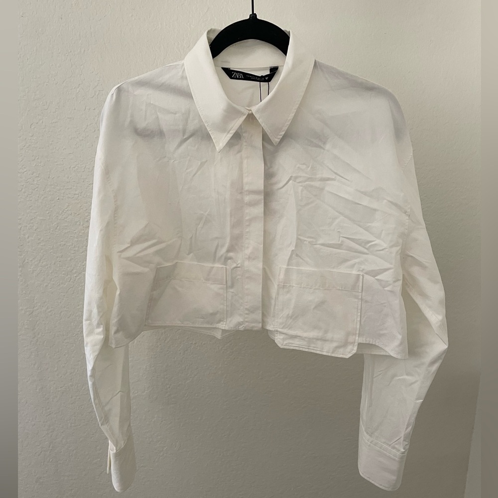 Women’s Zara cropped poplin button down shirt